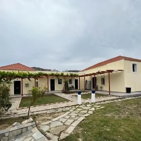 Rosa Apartment